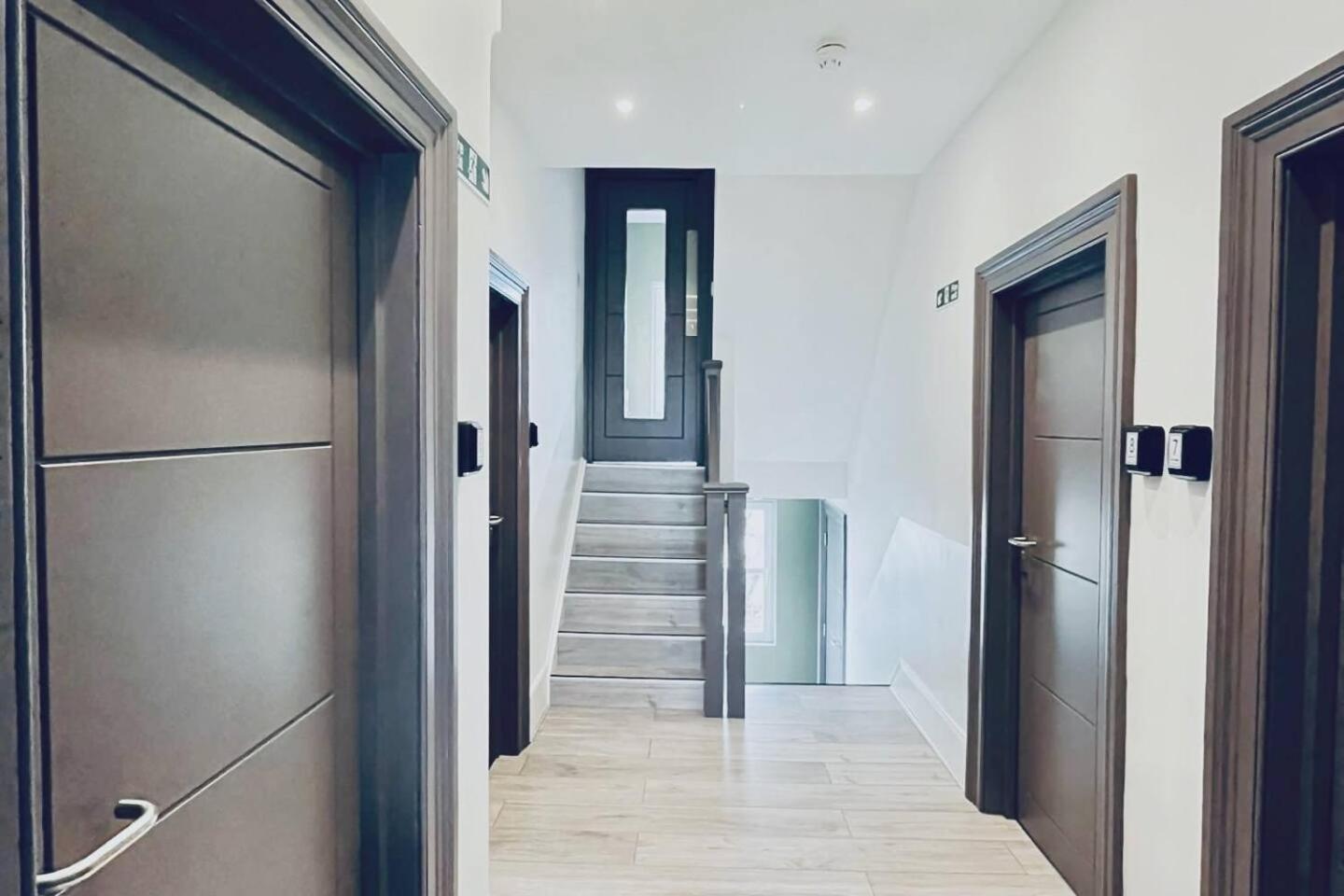 Apt 09 Stylish Studio Steps From Sea & Promenade Brighton ภายนอก รูปภาพ