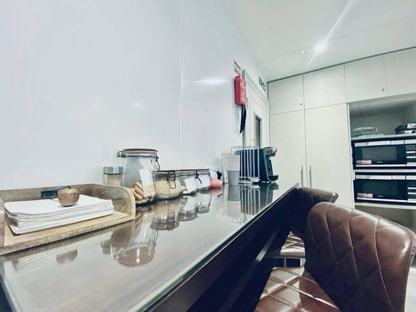 Apt 09 Stylish Studio Steps From Sea & Promenade Brighton ภายนอก รูปภาพ