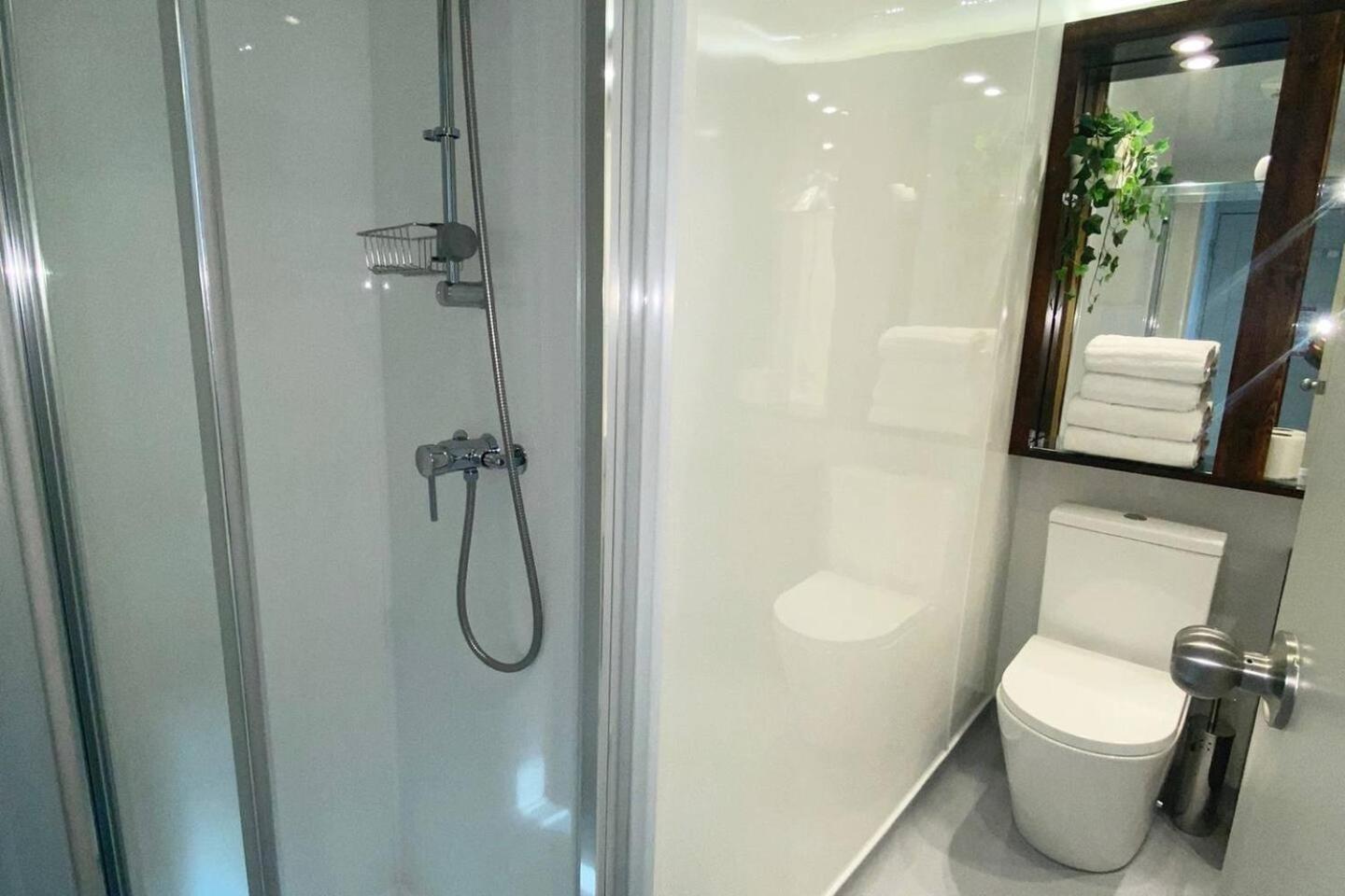 Apt 09 Stylish Studio Steps From Sea & Promenade Brighton ภายนอก รูปภาพ